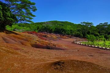 Trou-aux-Cerfs Black River Gorges National Park and La Rhumerie de Chamarel Private Guided Tour from Curepipe