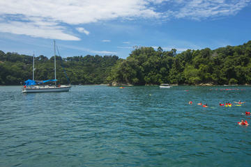 Manuel Antonio Sailing Tour with Lunch and Open Bar