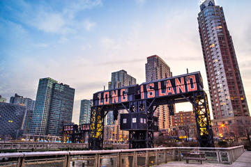 Long Island City & Roosevelt Island Tour