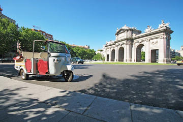 Tuk-Tuk Guided Tour in Madrid