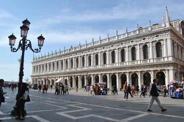 Byzantine Venice Tour and Gondola Ride