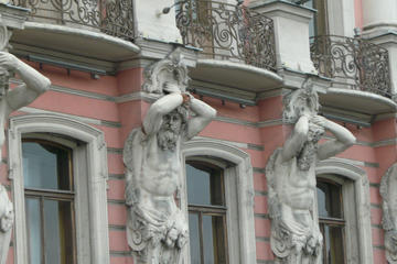 Architecture Walking Tour, living in different epochs