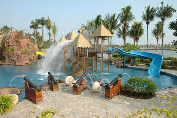 Self-Guided Private Day Tour: Ticket For Zhujiang Nantian Spa With Chauffeur Service