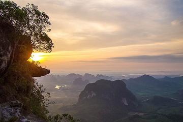 FULL DAY TREKKING AT NOPPHARAT THARA-KOH PHI PHI