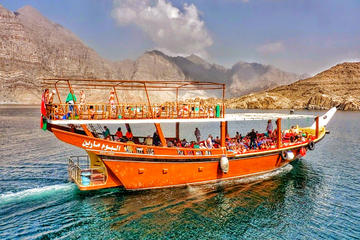Musandam Dibba Cruise with Buffet Lunch transfers from Dubai