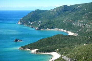 ARRÁBIDA NATURAL PARK and SESIMBRA and WINE TASTING TOUR