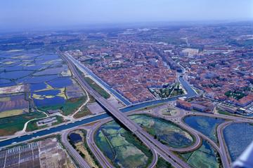 Aveiro Half-Day Tuk Tuk and Boat Tour