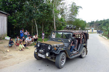 Fun transfer Hoi An - Hue by Jeep