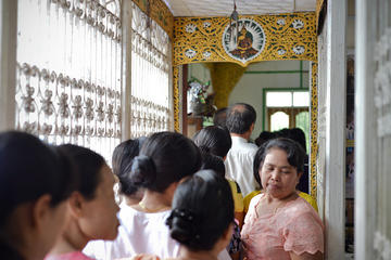 Traditional Medicine in Yangon half day tour