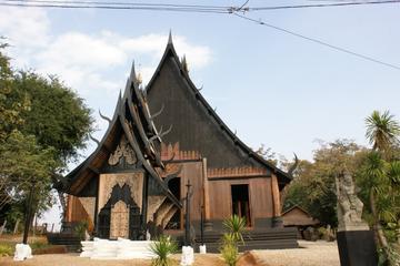 Full-Day Guided Tour of Chiang Rai Temples from Chiang Mai