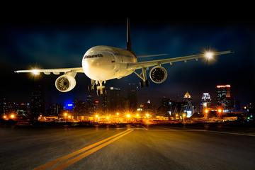 Private PVG Airport Arrival Transfer to Shanghai City Hotel or Residence