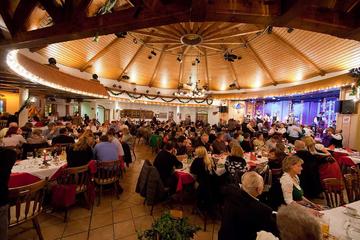 TASTE TRADITIONAL SLOVENIAN DINNER & LIVE FOLKS MUSIC&DANCE - AVSENIK HOMESTADE