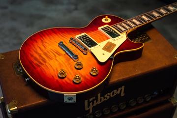 Gibson Guitar