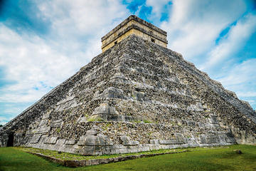 Chichen Itza, Cenote, and Valladolid in One Day from Cancun