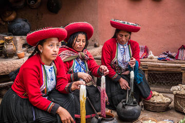 Maras, Moray, and Chinchero Cooking Class Full-Day Tour from Cusco