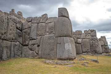 Private Cusco, Puka Pukara, Tambomachay and Sacsayhuaman Full-Day Tour