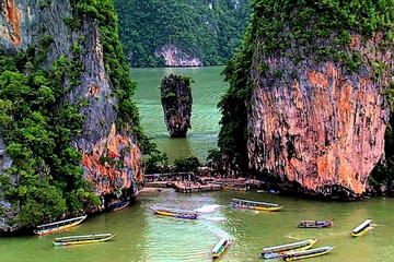 Canoeing at Khao Phing Kan from Phuket by Speedboat