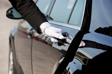 Private Bucharest Otopeni Airport transfers