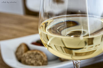 Wine & Food :Taste good life at Santorini