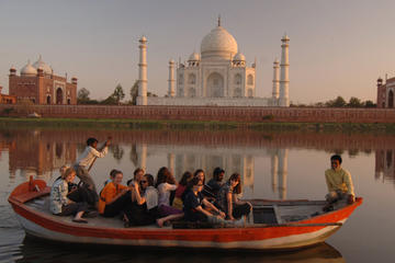 SAME DAY BOAT RIDE VIEW TAJ BY CAR