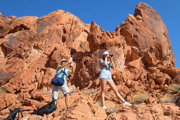 Valley of Fire Hiking and Photography Tour from Las Vegas