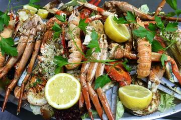 6 Hour Lisbon Fishing Village Tour for Small Group with Lunch