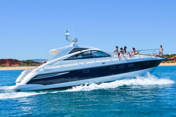 Private Yacht hire - São Lourenço
