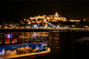 Budapest Day and Night Sightseeing Cruise