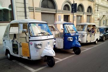 Tuk Tuk tour in the centre of Cagliari