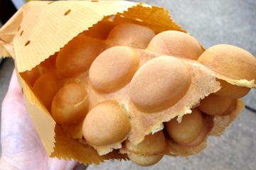 Small-Group Wanchai Food Walking Tour