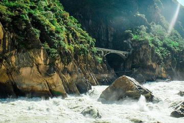1-Day  Tiger Leaping Gorge from Lijiang to Shangri-La