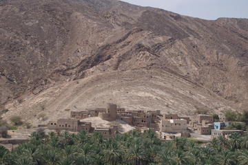 Small-Group Day Tour to Jebel Akhdar from Muscat