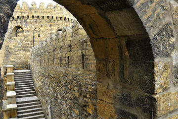 3 hours around Baku