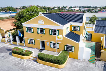 Guided Tasting Tour of Curacao Liqueur Distillery
