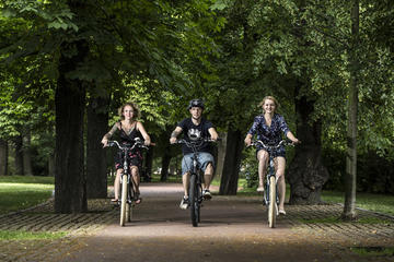Around Prague beautiful parks on E-bike