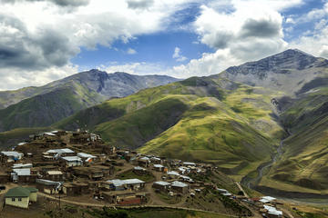 Life on top of mountains