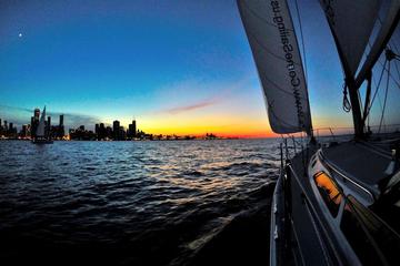 Private Chicago Sunset Sail on Lake Michigan
