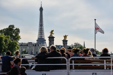 Paris in one day: Louvre, Notre Dame, St Chapelle, River Cruise & Eiffel Tower