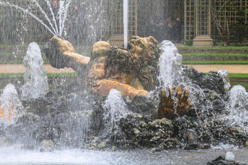 Versailles Palace and Gardens with Gourmet Lunch by Chef Ducasse
