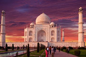 Private All Inclusive Luxury: Taj Mahal Agra Day Trip from Delhi
