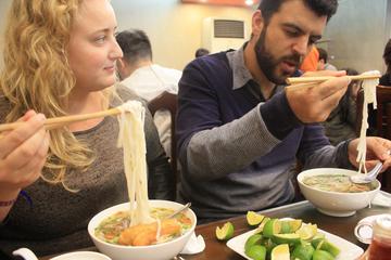 Hanoi Local Food Tour in Evening