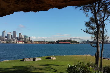 Sydney Harbour Picnic Experience