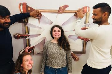 Team building in 3D gallery