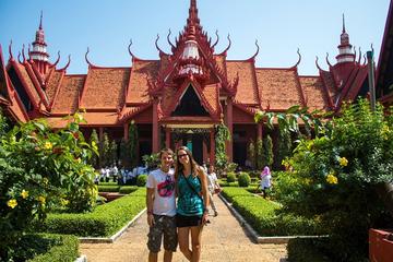 Private Tour: Phnom Penh City Tour with Mekong River Boat Trip