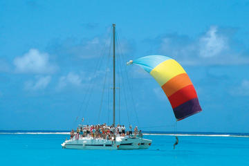 Catamaran Cruise with Lunch and Open Bar from Riviera Maya