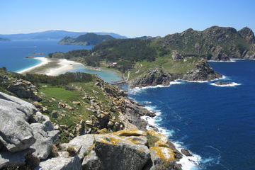 Full-day Cies Islands Guided Tour from Santiago