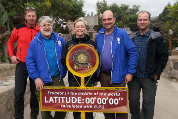 Ecuator Line Tour