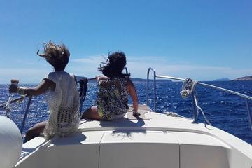 Crewed power boat rental from Split