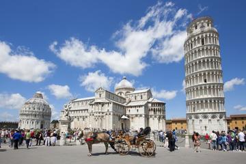Cinque Terre Private Tour with Stop in Pisa