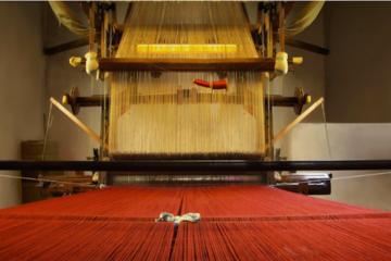 The Master Weavers of Florence & Chianti Wine Tour in Tuscany Landscape